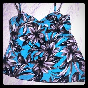 Caribbean Joe tankini top